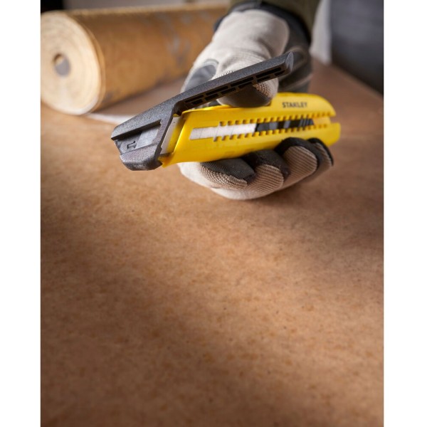 Ніж будівельний STANLEY 160 мм (STHT10489-0) Матеріал корпуса пластик
