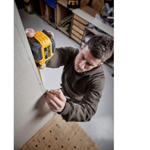 Рулетка DEWALT DWHT38114-0 COMPACT 5 м