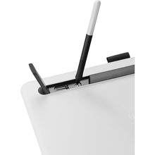 Графічний планшет WACOM One 13" (DTC133W0B)