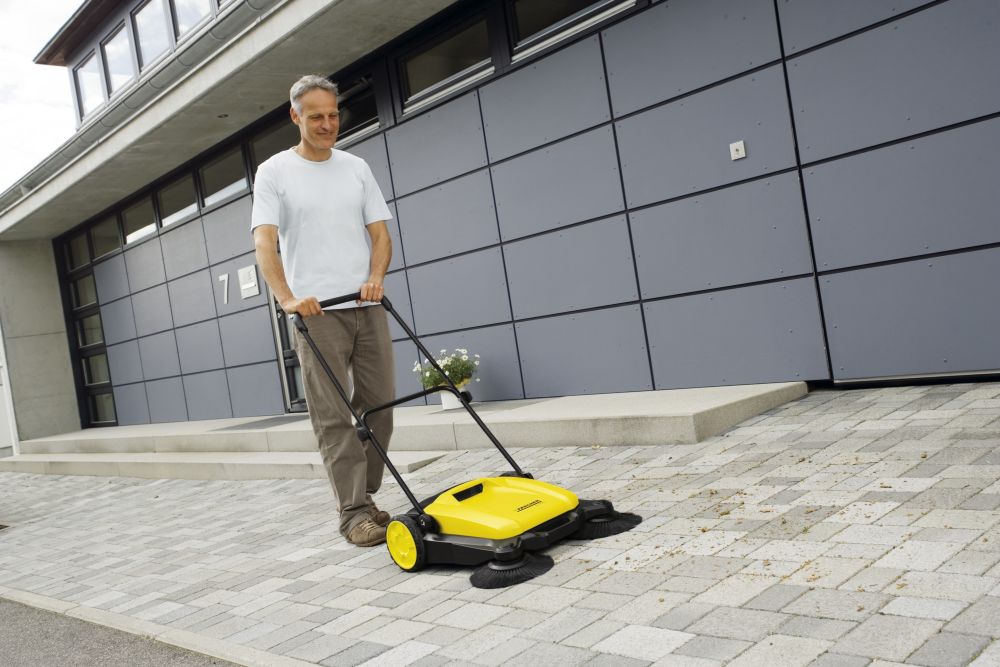 Подметальная машина KARCHER S 650 (1.766-300.0) Объем мусоросборника, л 16