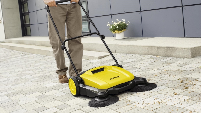 Подметальная машина KARCHER S 650 (1.766-300.0) Производительность по площади, м2/ч 1800