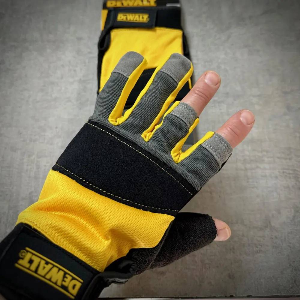 Внешний вид Перчатки DEWALT DPG214L L/9