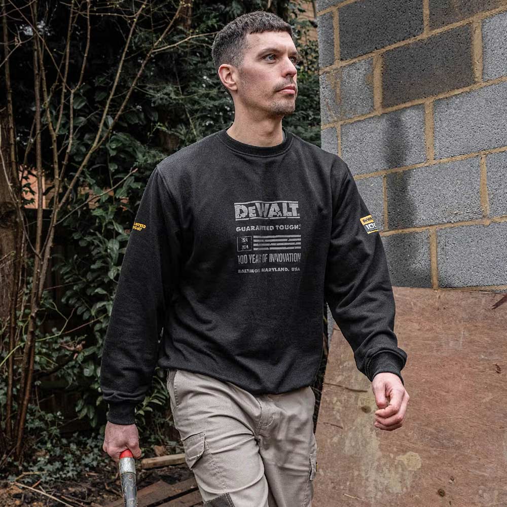 Внешний вид Кофта DEWALT 100 YEAR LOGO SWEATSHIRT размер L Black (DWC237-001-L)