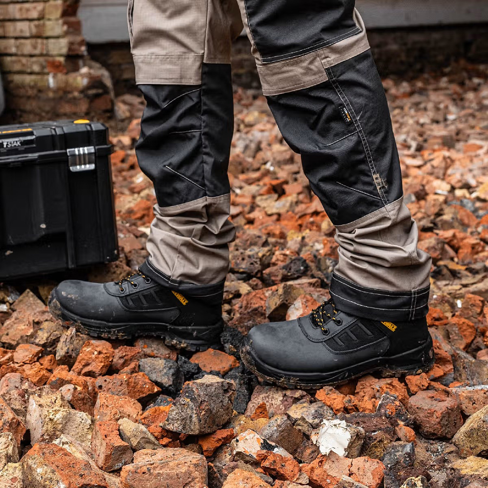 В Украине Ботинки DEWALT Douglas р. 42 Black (DWF50232-101-8)