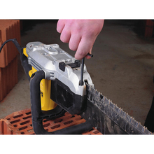 Шабельна пила DEWALT Alligator DWE398 + комплект полотен DT2976