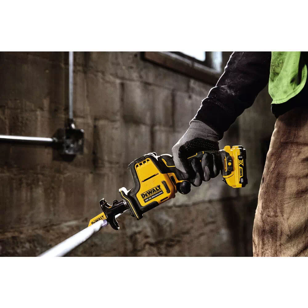 Сабельная пила DEWALT DCS312N Максимальная глубина пропила стали 40