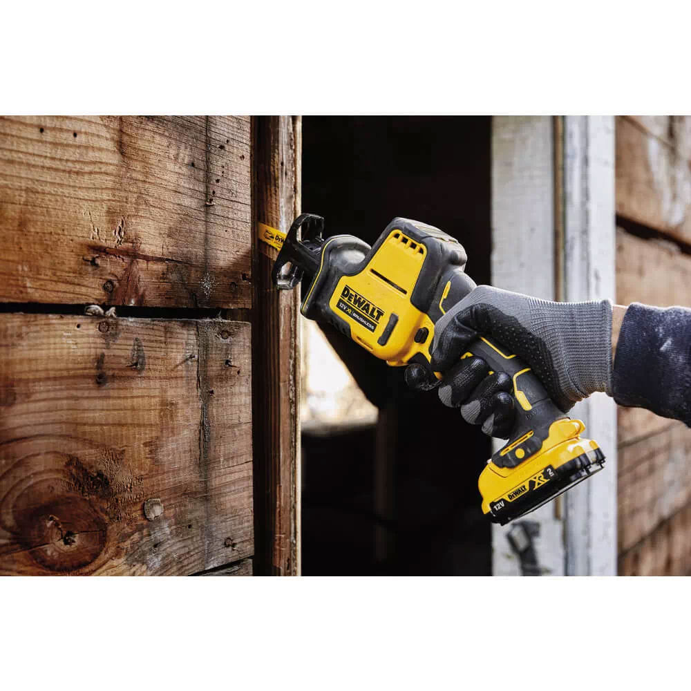 Сабельная пила DEWALT DCS312D2 Максимальная глубина пропила стали 40