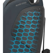 Автокрісло MAXI-COSI Titan Pro 2 i-Size Authentic Graphite (8618550111)