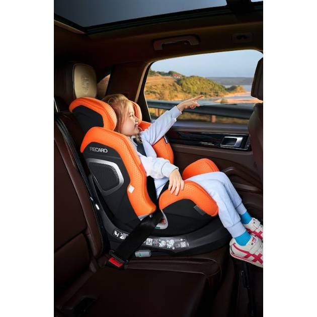 Изображение Автокресло RECARO XENON 1 KID Fresh Black (B1103051)