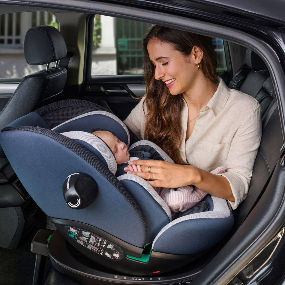 Заказать Автокресло CHICCO EverOne i-Size Black (87148.95)