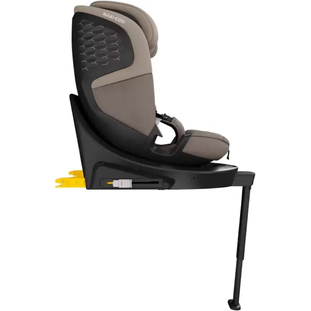 Автокрісло MAXI-COSI Emerald 360 S Tonal Truffle (8620289110) Установка в салоні за напрямком руху
