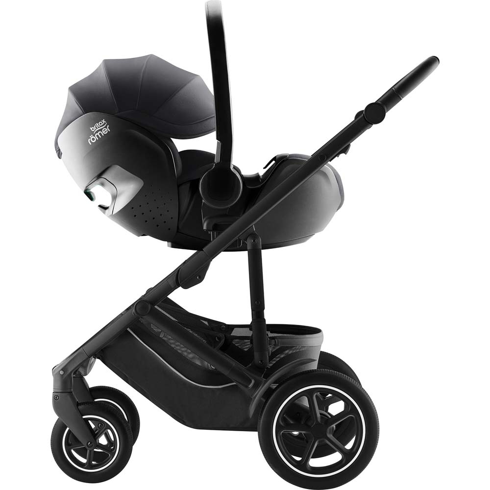 Автокресло BRITAX-ROMER BABY-SAFE PRO Classic с базой VARIO BASE 5Z Deep Black (2000040845) Установка в салоне против хода движения