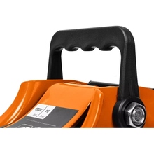 Домкрат гідравлічний NEO TOOLS підкатний 2.5 т 85-385 мм (11-733)