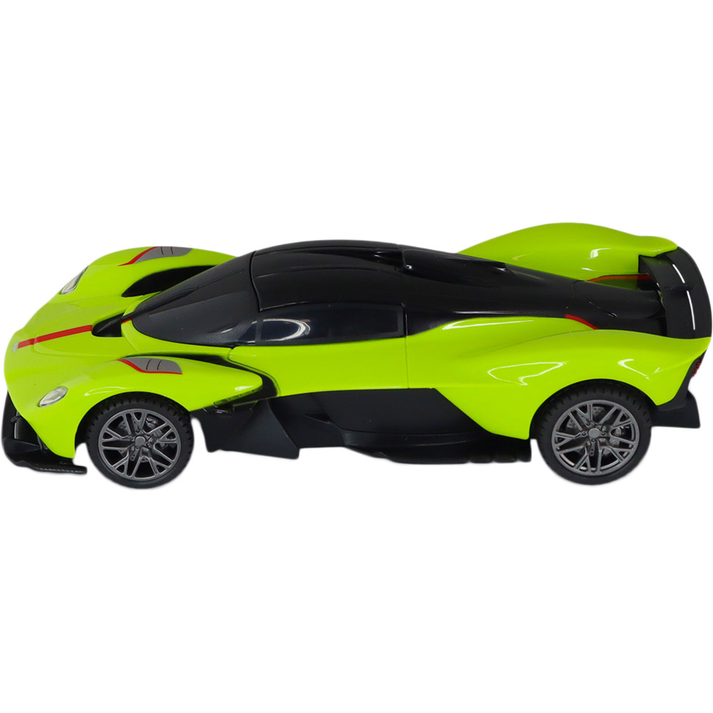 Машинка на р/у KS DRIVE Aston Martin Valkyrie 1:24 Green (250GAVGG) Дополнительно работающие фары; световые эффекты