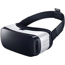 Очки виртуальной реальности SAMSUNG SM-R322NZWASEK Gear VR