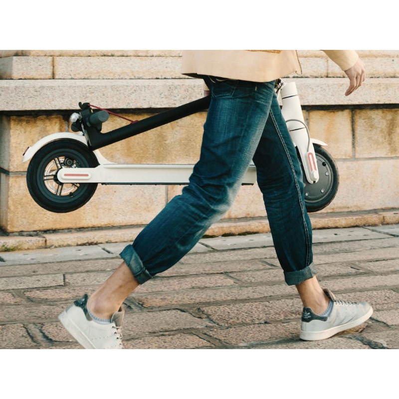 Електросамокат XIAOMI Mi Electric Scooter White Запас ходу, км 30