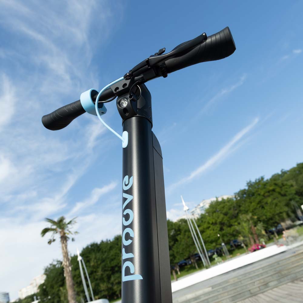 Фото Электросамокат PROOVE Model Urban App Black / Grey (62373)