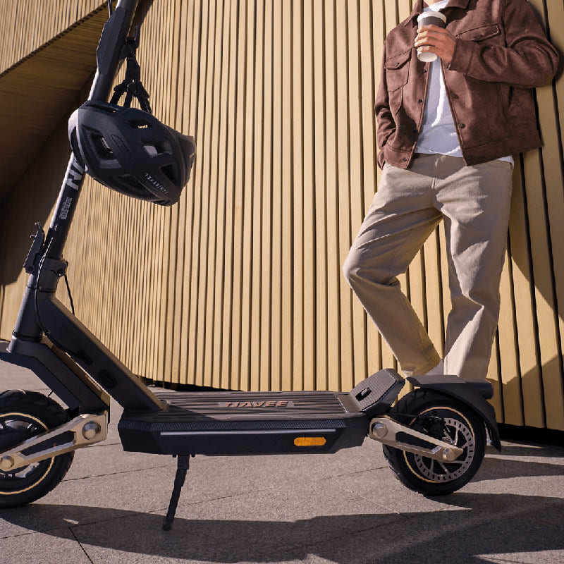 Электросамокат NAVEE ST3 EU (ST3 -E) Максимальный угол подъема, градусов 24