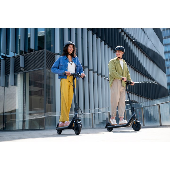 Фото 15 Електросамокат SEGWAY Ninebot E2 E II Black (AA.05.14.01.0004)