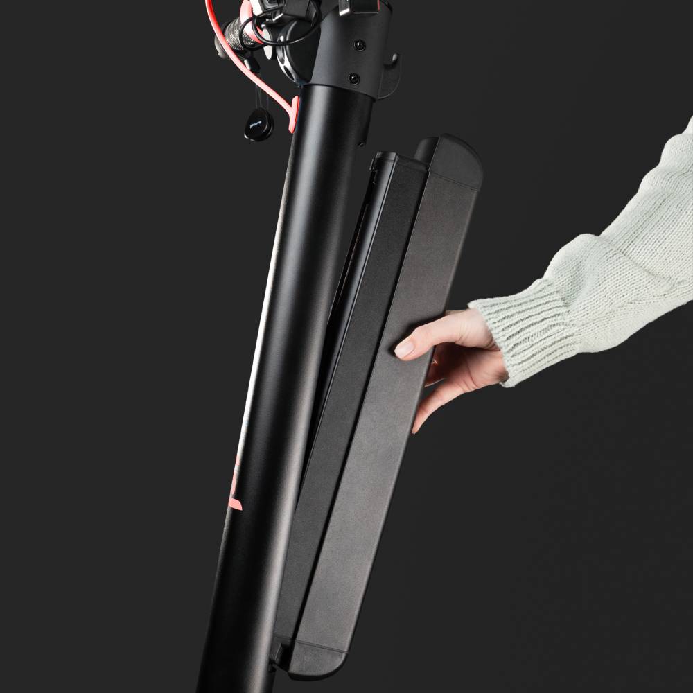 В Фокстрот Электросамокат PROOVE Model X-City Pro 2 App 350W Black/Red (XCPN35025102)