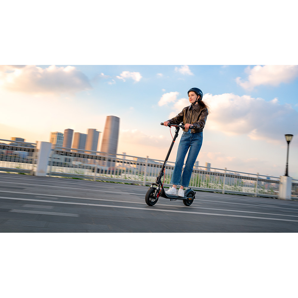 Зовнішній вигляд Електросамокат Segway Ninebot F2 PRO E II Black (AA.05.12.03.0007)