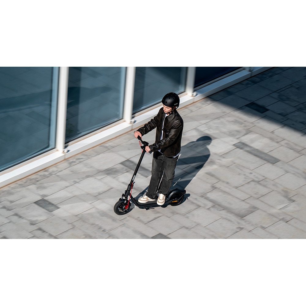 В Україні Електросамокат Segway Ninebot F2 PRO E II Black (AA.05.12.03.0007)