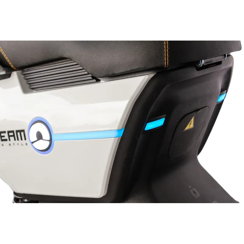 В Україні Електроскутер SUNRA Dream 5 White