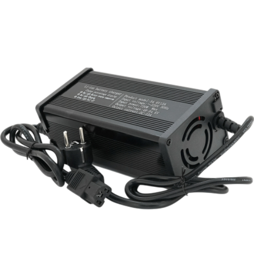 Зарядний пристрій VOLTRONIC для акумуляторів Li-ion 48V(54.6V) (YT-HYD-48120) Додатково IP65, Ємність акумулятора: 50-300 Ач, Потужність: 576 Вт