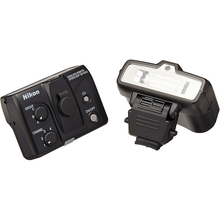 Комплект для макрозйомки NIKON SB-R200 Speedlight remote kit R1 (FSA906BA)