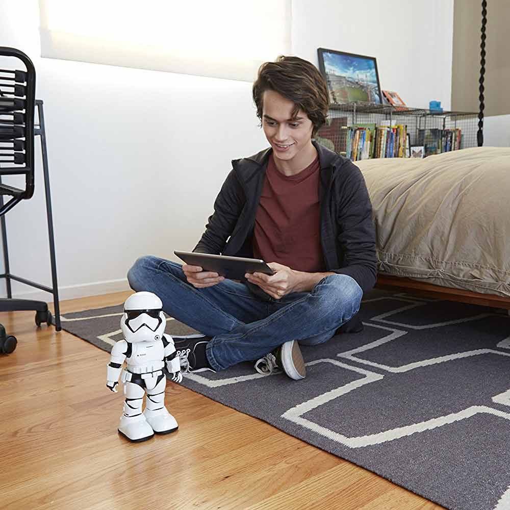 Зовнішній вигляд Програмований робот UBTECH Stormtrooper (IP-SW-002)