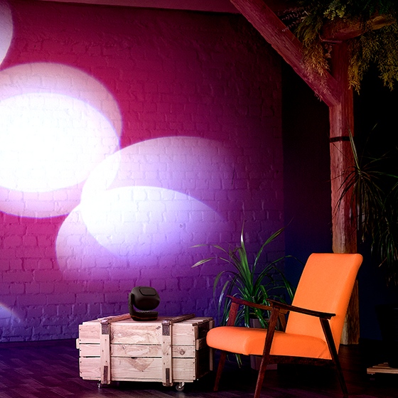 Изображение Световой проектор JBL PartyLight Beam для вечеринок (JBLPLBEAMEU)