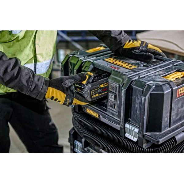 Пылесос промышленный DeWALT DCV586MN Тип уборки сухая + сбор жидкости