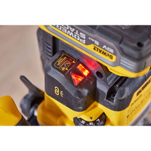 Фрезер DEWALT DCW620NT