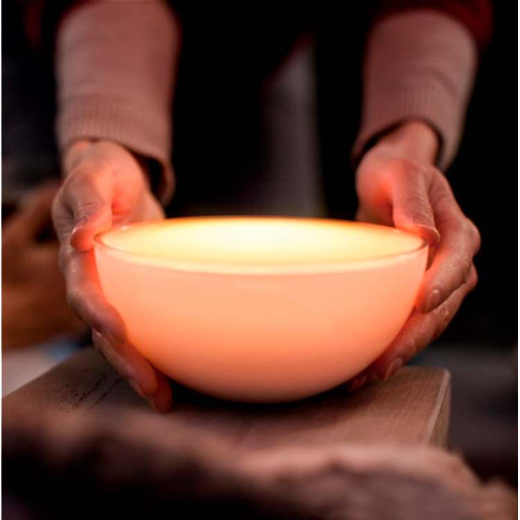Портативный светильник Philips Hue Go 12W 2000K-6500K Color BT, DIM (915005822601) Тип управления смартфон