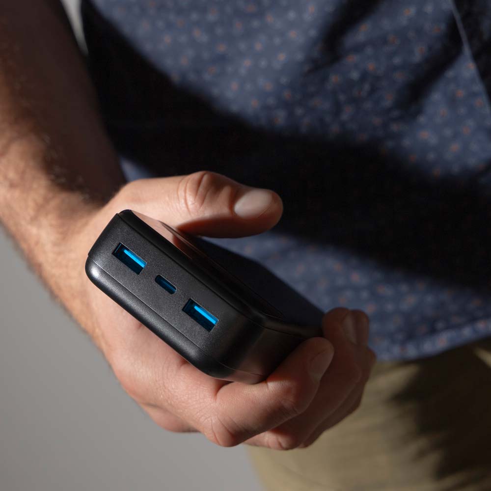 Powerbank PROOVE Illuminator 2 22.5W 20000mAh Black (PBIP20212201) Входной разъем USB Type-C