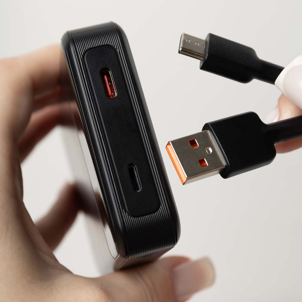 Powerbank PROOVE Hoodman Magnetic 20W 10000mAh Black (PBH120010001) Входной разъем USB Type-C, Lightning