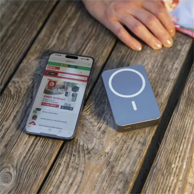 Фото 14 Powerbank EMOS 10000mAh EMOS WI1046 20W PD20W grey (B0551GY)