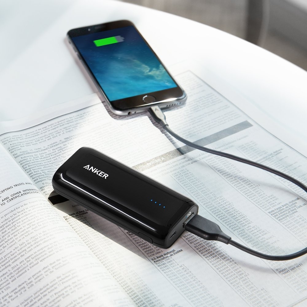 Powerbank ANKER Astro E1 5200mAh Li-ion V3 Black (A1211H12) Комплектація  упаковка з гачком