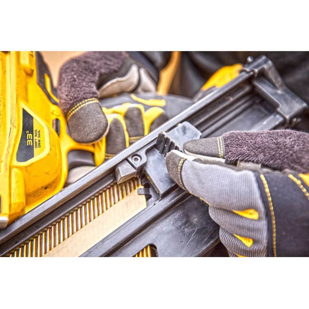 Зображення Цвяхозабивач DEWALT 18В XR Li-Ion (DCN930P2)