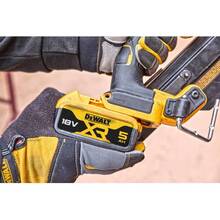 Цвяхозабивач DEWALT 18В XR Li-Ion (DCN930P2)