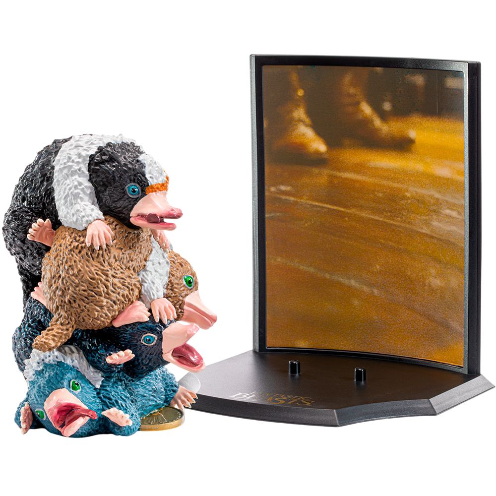 Фигурка NOBLE COLLECTION FANTASTIC BEASTS Pile of Baby Nifflers Toyllectible Treasures (NN5255) Комплектация фигурка с аксессуаром