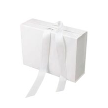 Подарункова коробка BERGAMO Aurum M White (120130213M-08)