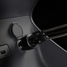 Автомобильное зарядное устройство PROOVE Flash Black (60077black)