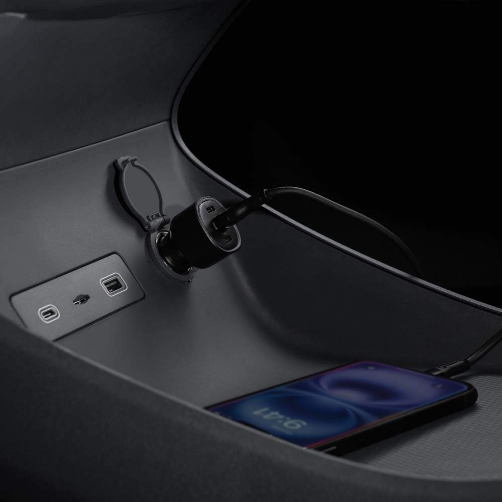 Автомобильное зарядное устройство PROOVE Flash Black (60077black) Кабель отсутствует