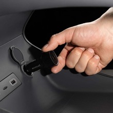 Автомобильное зарядное устройство PROOVE Flash Black (60077black)