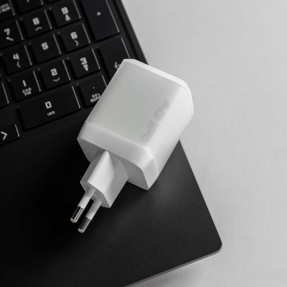 Замовити Зарядний пристрій PROOVE Pure GaN Max 67W (USB-C+USB-C) White (WCPU67022202)