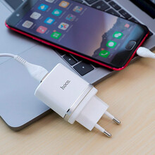 Зарядний пристрій HOCO C12Q Smart QC3.0 18W + кабель Micro-USB White