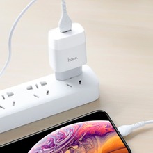 Зарядний пристрій HOCO C72A Glorious 10.5W White (6931474712899)