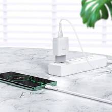 Мережевий зарядний пристрій HOCO C72Q Glorious single port QC3.0 charger 18W White (6931474732514)