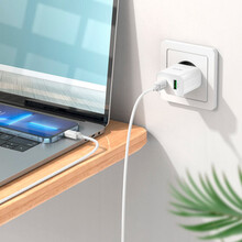 Зарядний пристрій HOCO C80A Plus Rapido PD20W+QC3.0 Charger Set C to iP White (6931474779892)